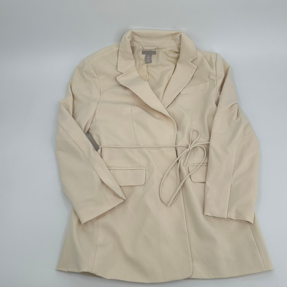 H&M Blazer Tie Waist Modern Women Size Medium Beige